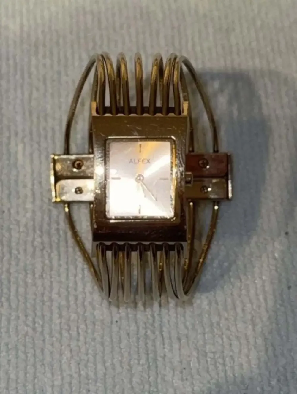 Alfex Design Emilie Vuilleumier Mod. Dep. 5580 Gold Tone Bangle Watch